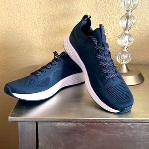 Men navy sneakers
